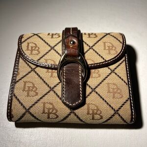 Vintage Dooney & Bourke Signature Tan Canvas & Leather Bi-fold Wallet